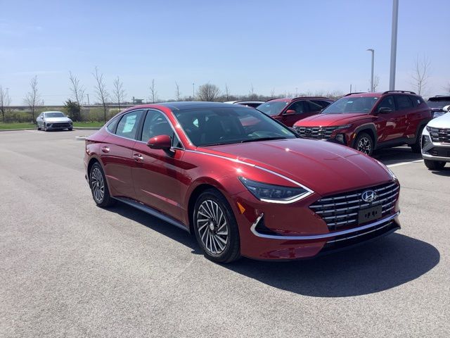 2023 Hyundai Sonata Hybrid Limited photo 2