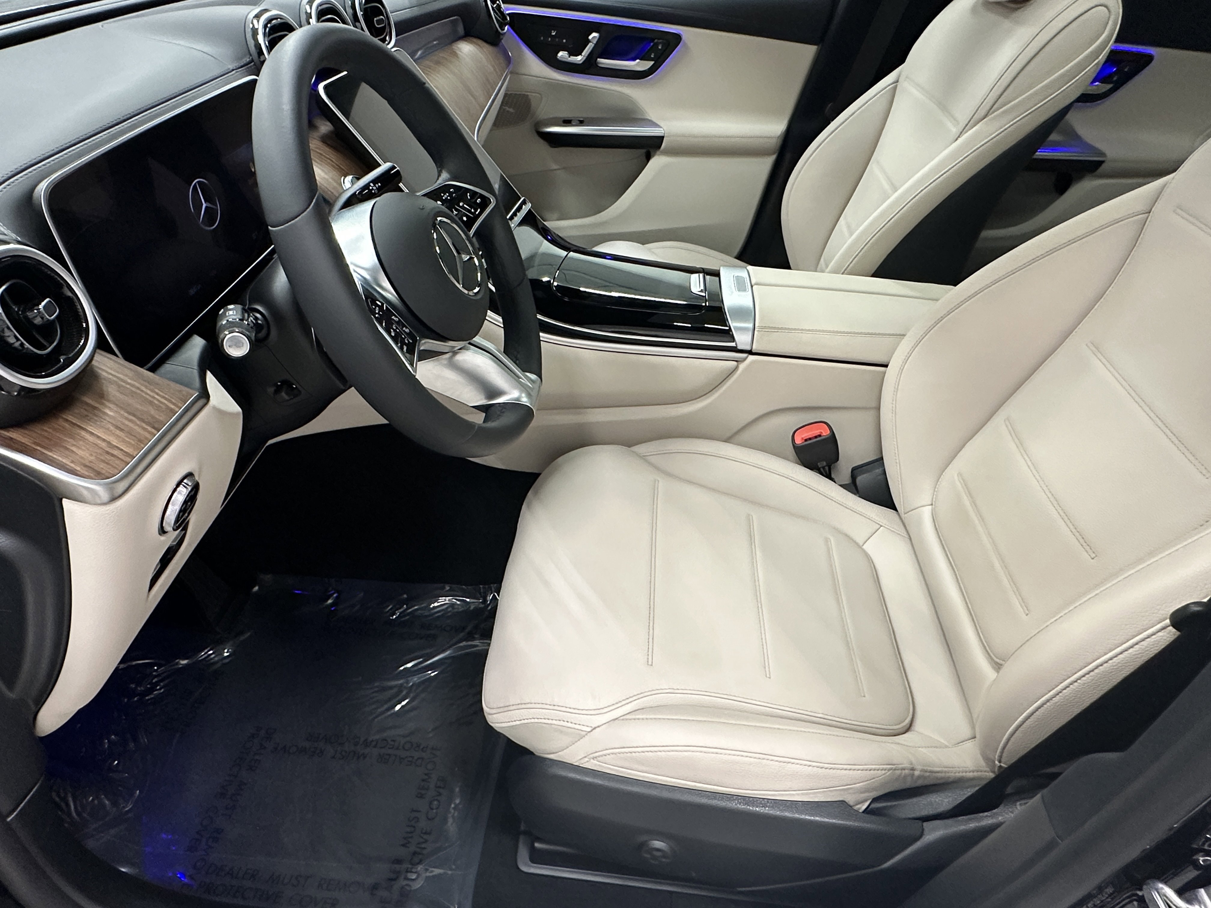 2024 Mercedes Benz GLC 300 photo 20