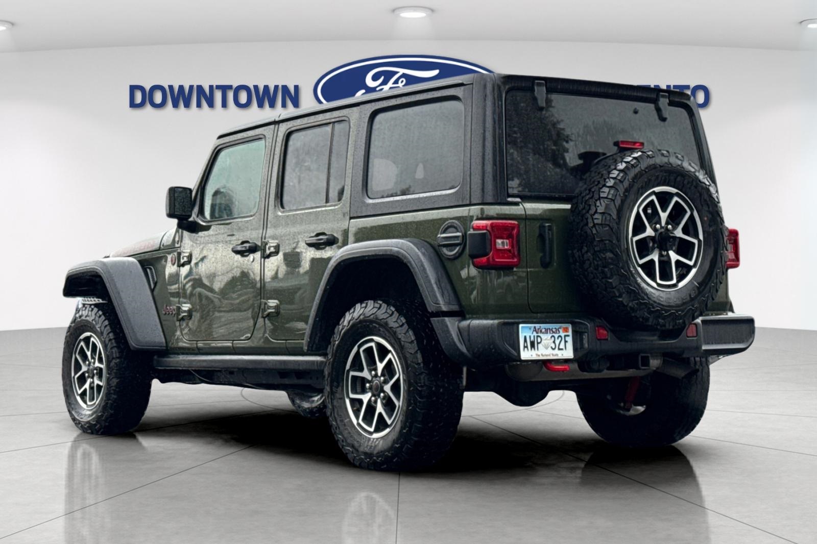 2024 Jeep Wrangler Rubicon photo 6