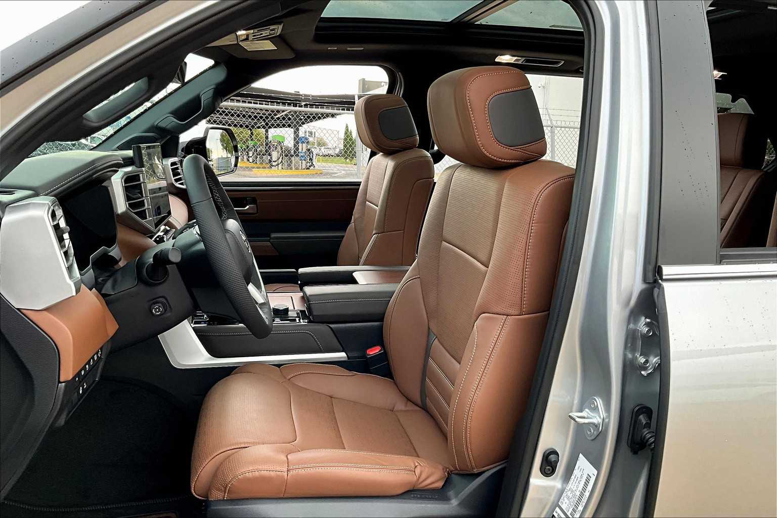 2025 Toyota Sequoia photo 4