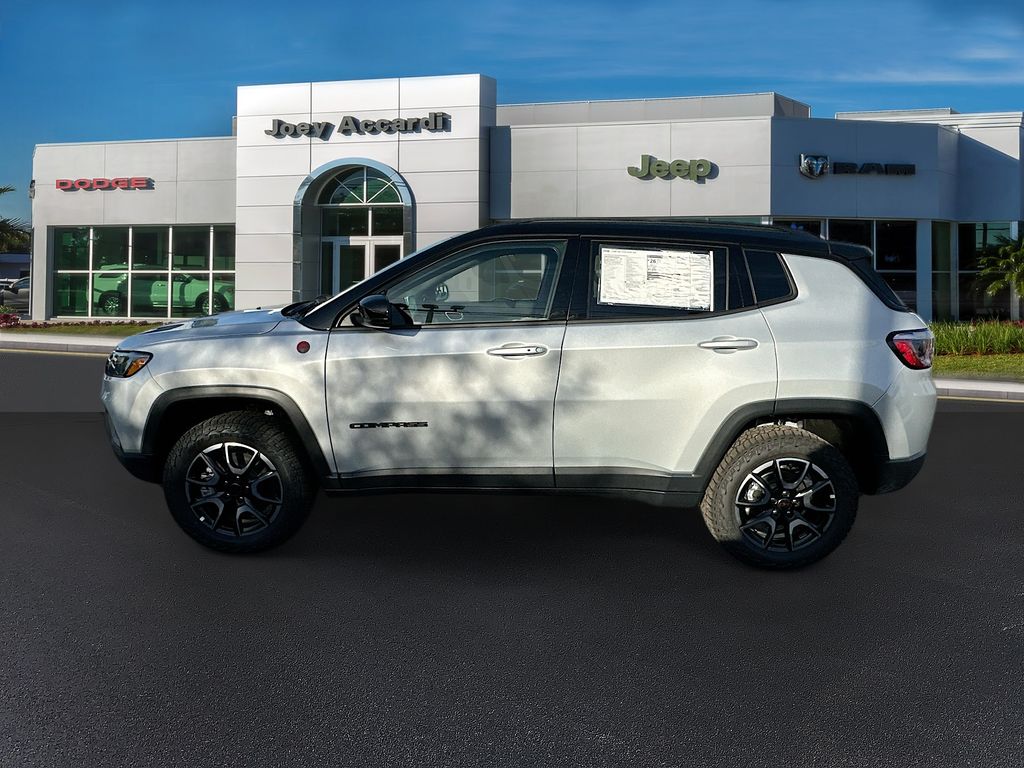 2026 Jeep Compass Trailhawk photo 4