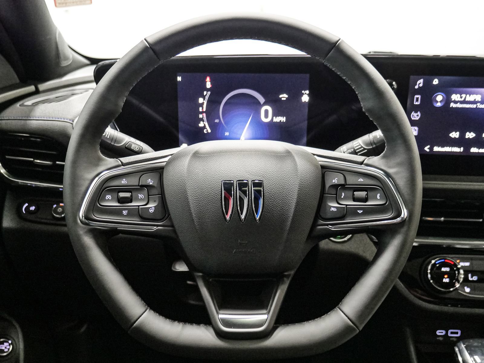 2025 Buick Envista ST photo 26