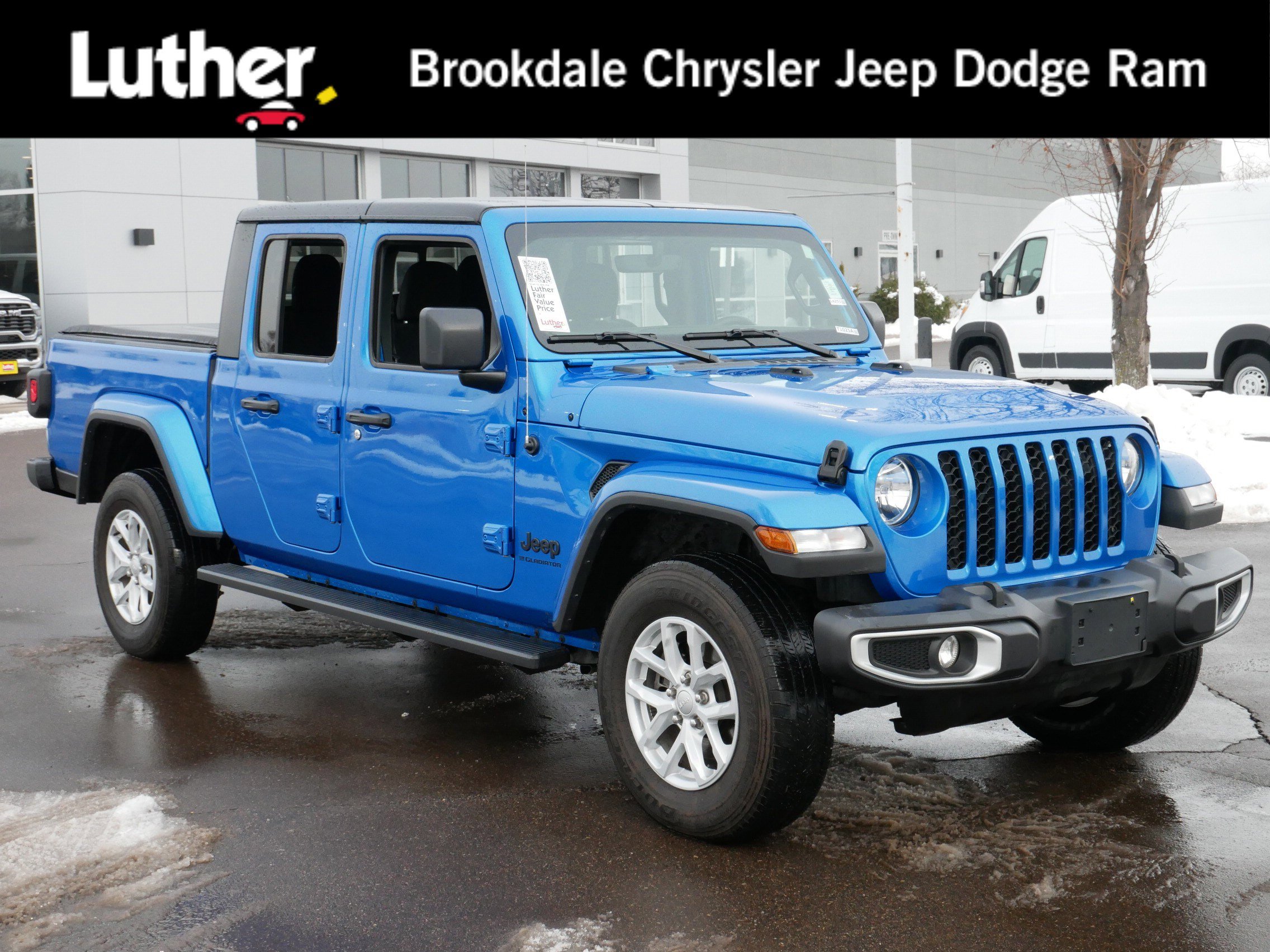 2023 Jeep Gladiator Sport S's photo
