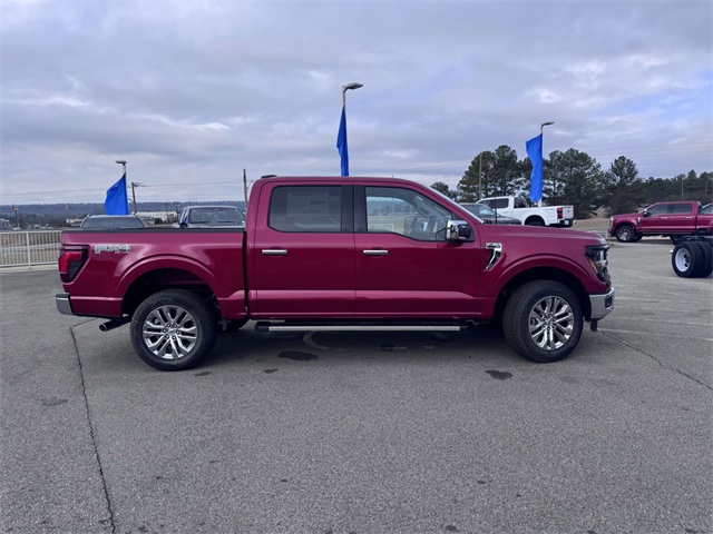 2025 Ford F-150 XLT photo 2
