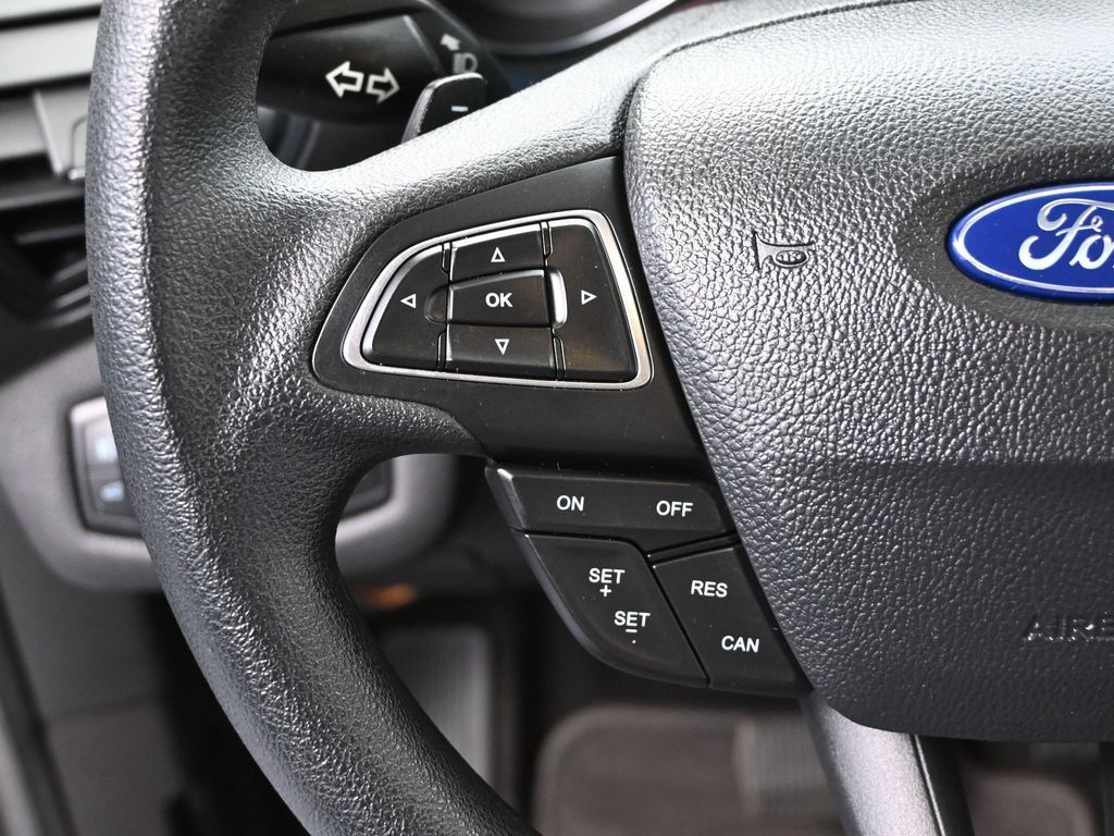2017 Ford Escape SE photo 21