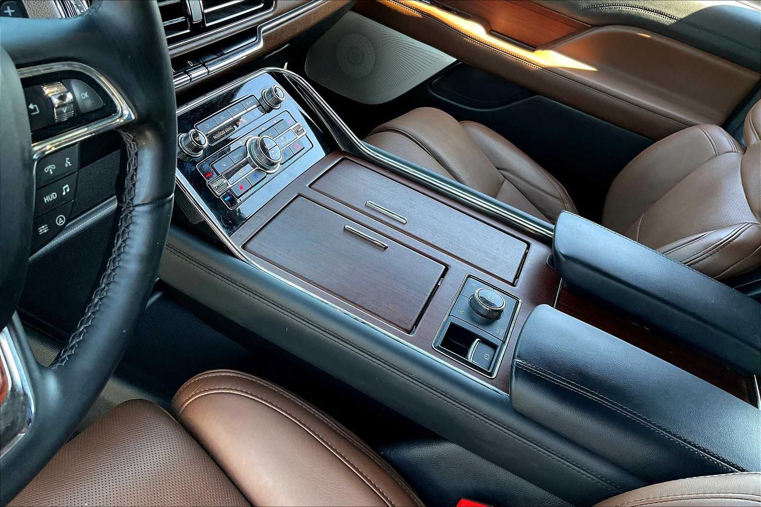 2022 Lincoln Navigator Reserve photo 13