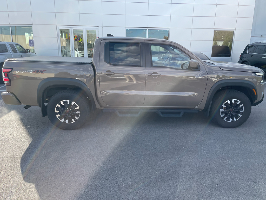 2023 Nissan Frontier PRO-4X photo 4