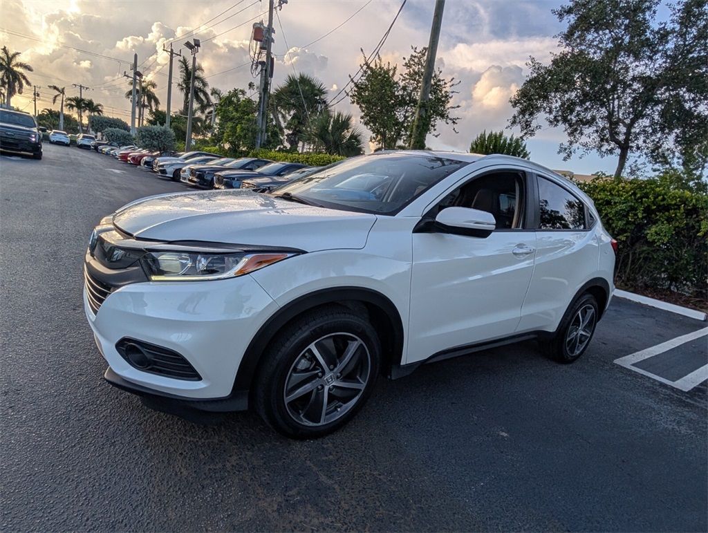 2021 Honda HR-V EX-L photo 2