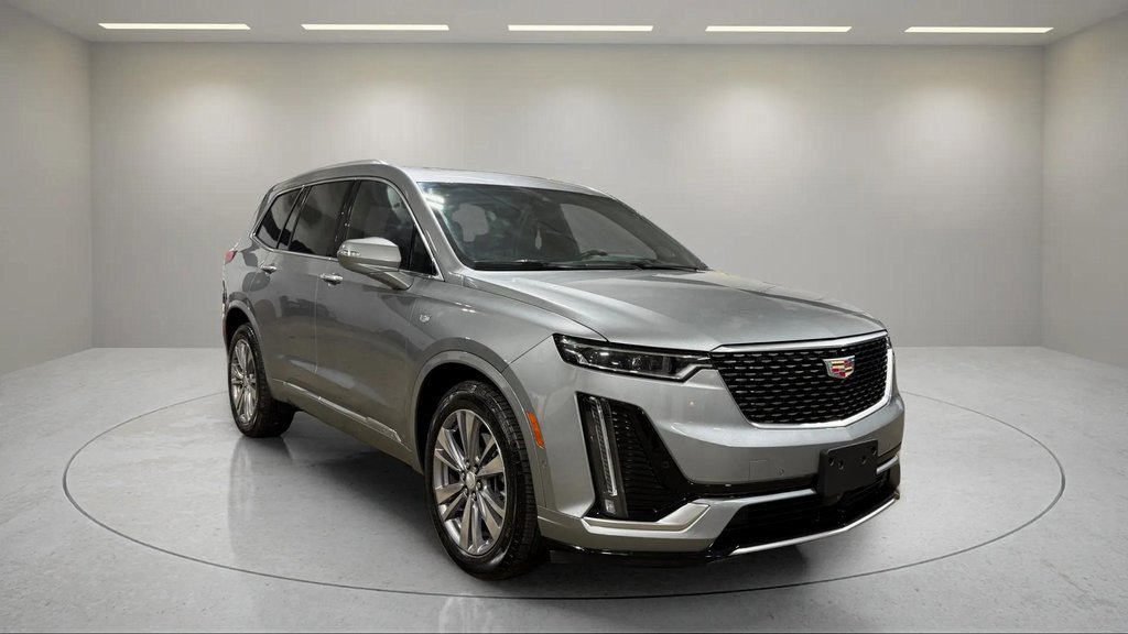 2024 Cadillac XT6 Premium Luxury photo 3