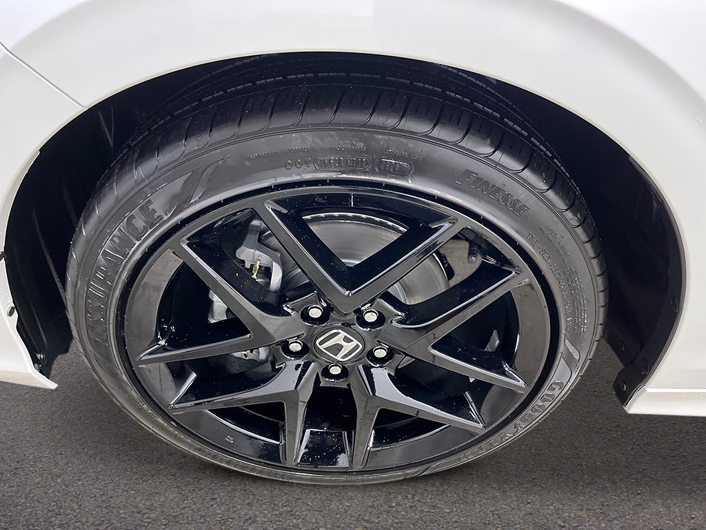 2026 Honda Civic Hybrid Sport photo 9