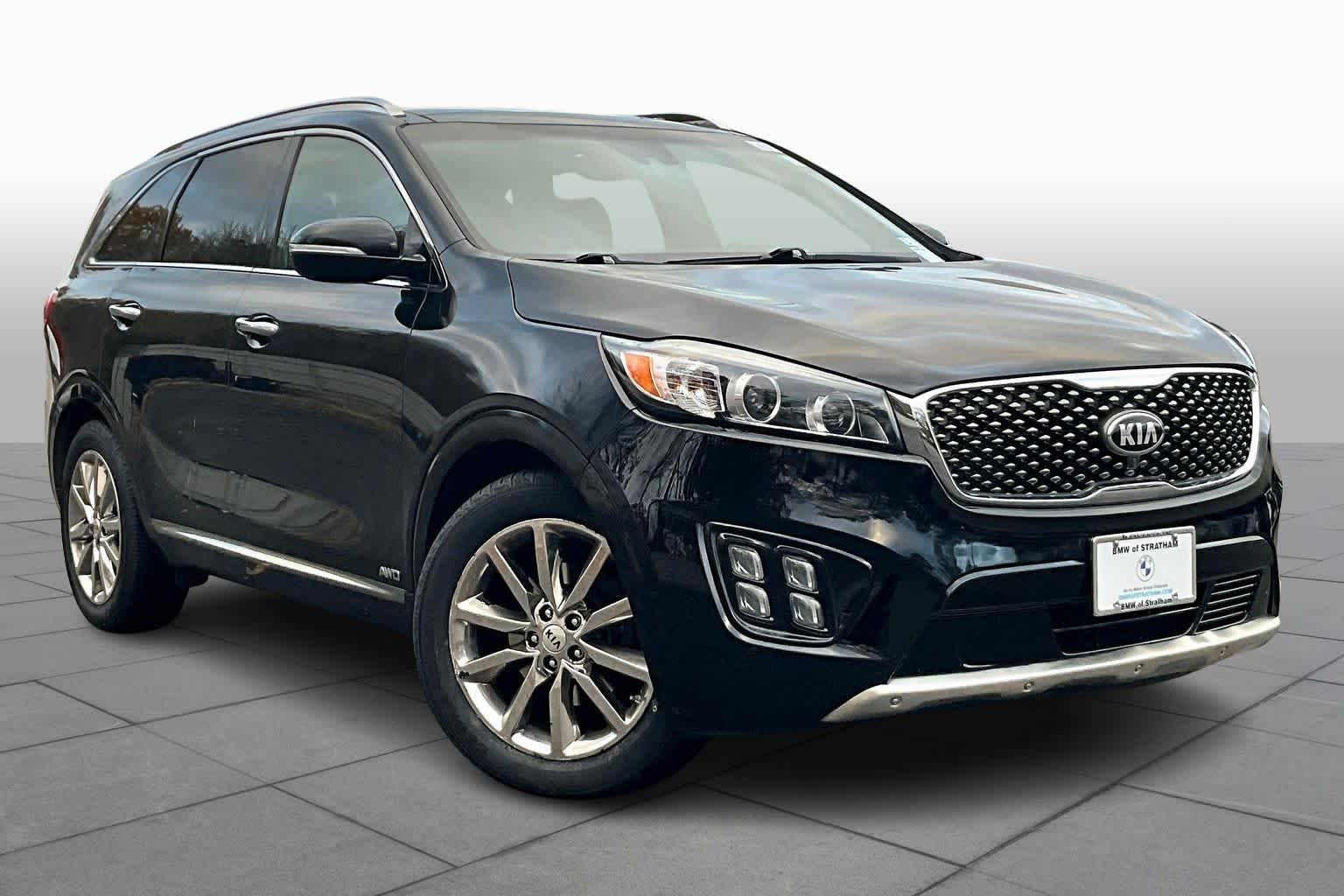 Used 2017 Kia Sorento SXL with VIN 5XYPKDA59HG205526 for sale in Westwood, MA