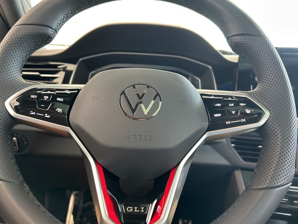 2025 Volkswagen Jetta GLI 2.0T Autobahn photo 17