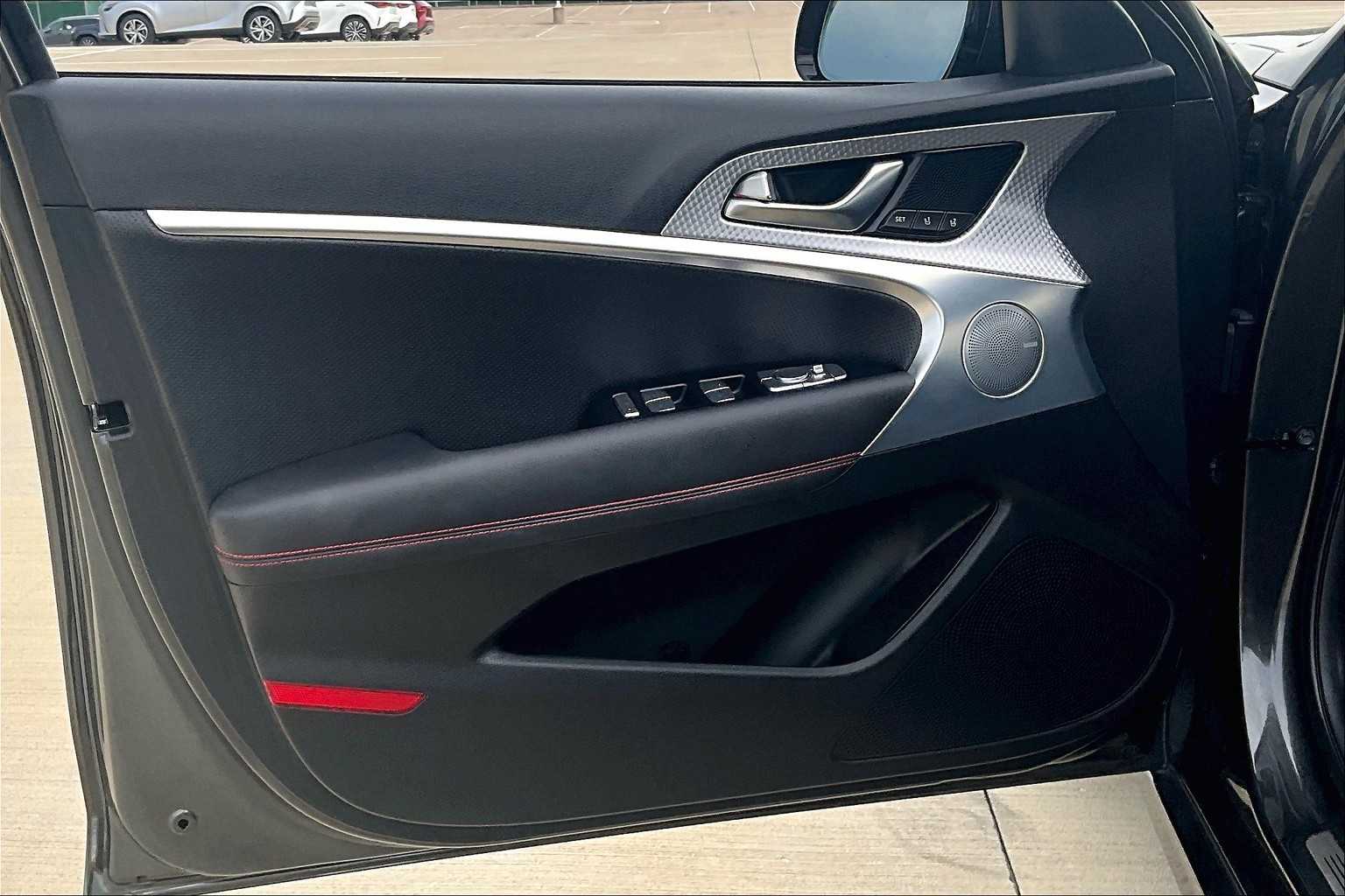 2023 Genesis G70 3.3T photo 20