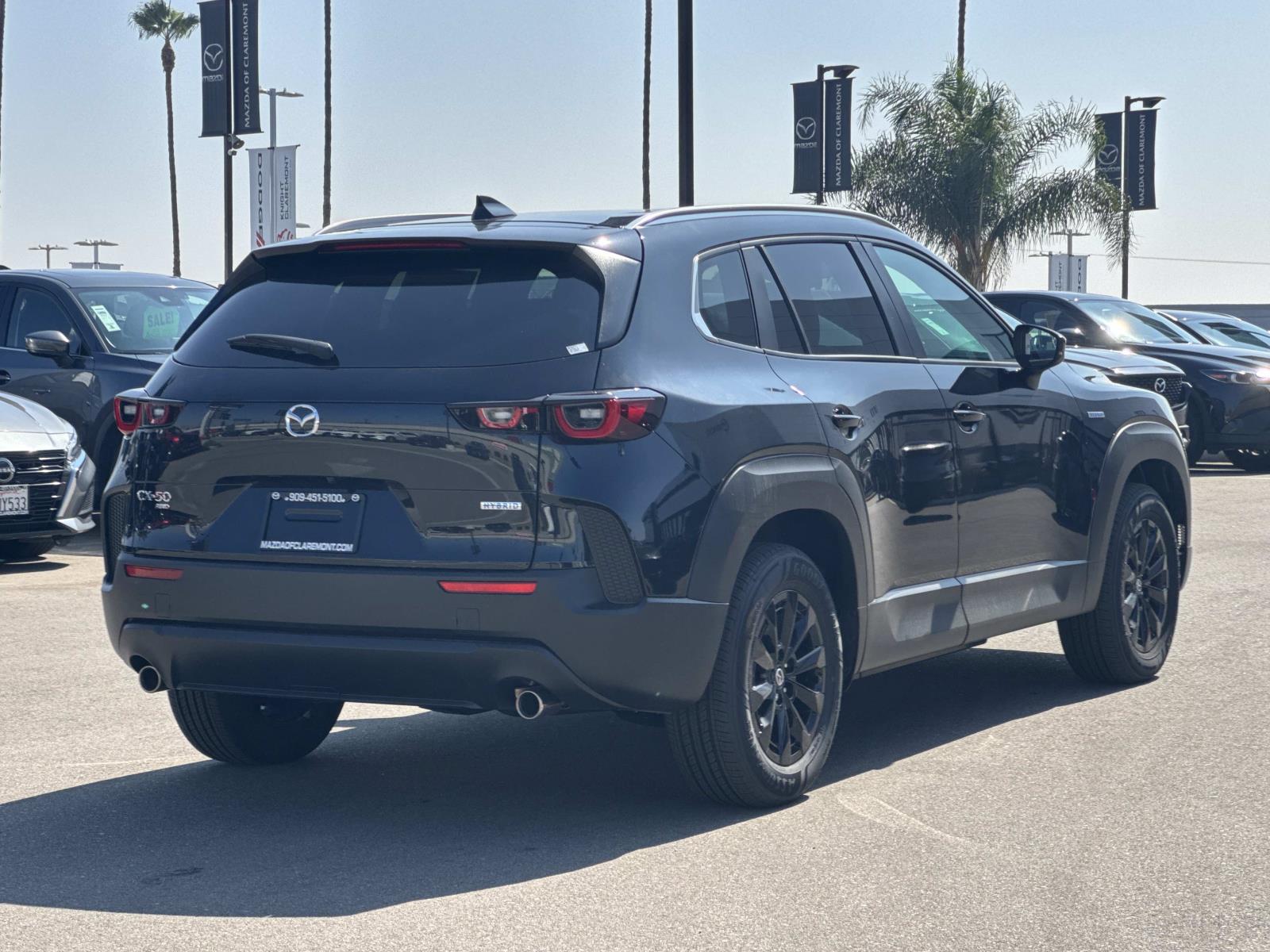 2025 Mazda CX-50 Preferred photo 2