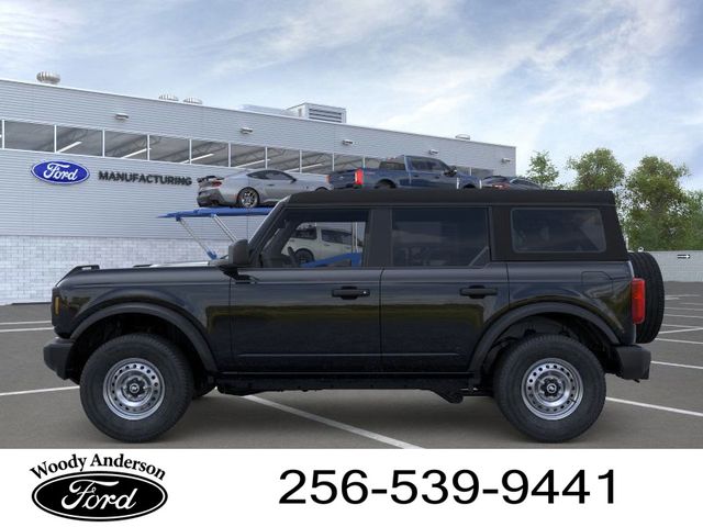 2025 Ford Bronco Base photo 3