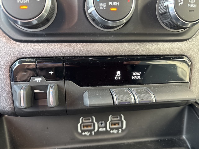 2022 Ram 1500 Big Horn Lone Star photo 9
