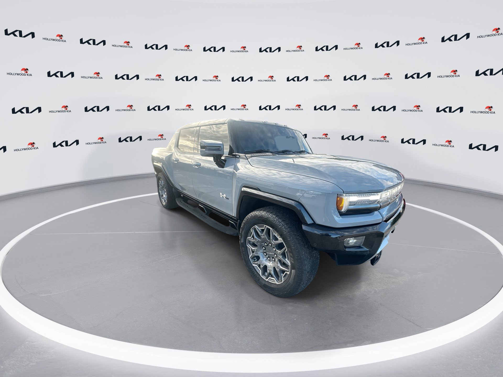 Used 2025 GMC HUMMER EV 3X with VIN 1GT10DDB9SU105784 for sale in Hollywood, FL