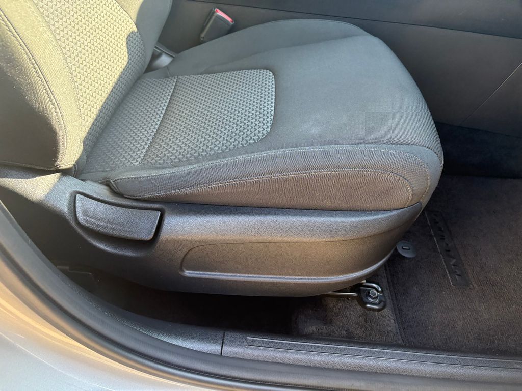 2023 Kia Sportage LX photo 24