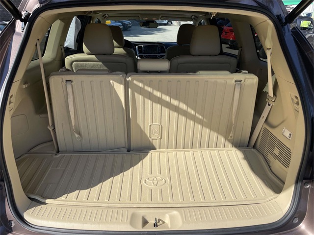 2017 Toyota Highlander Limited Platinum photo 13