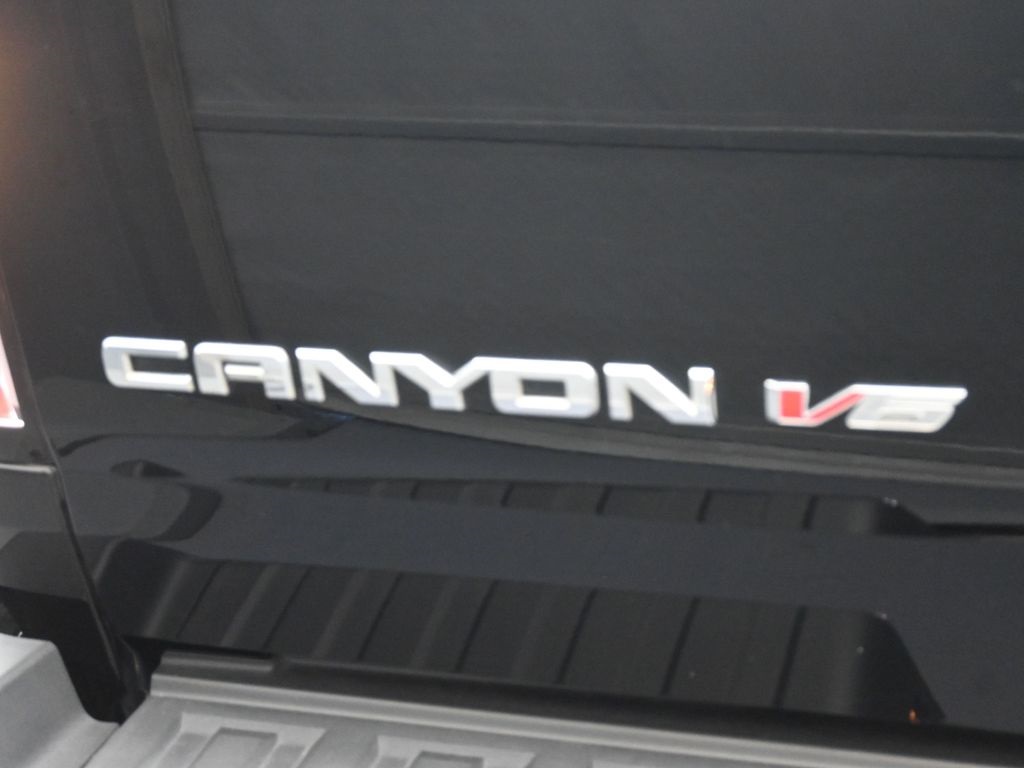 2018 Gmc Canyon Base photo 16