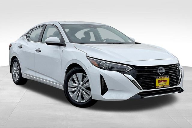 2025 Nissan Sentra S's photo