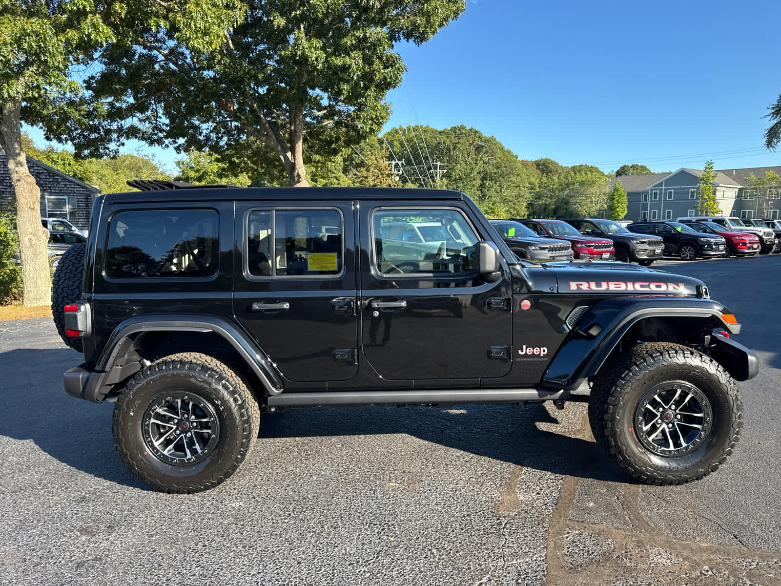 2025 Jeep Wrangler Rubicon photo 3
