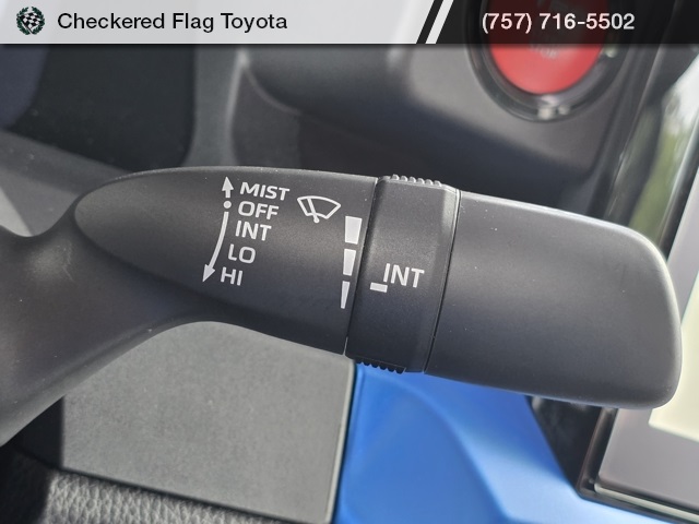 2025 Toyota Tacoma TRD Off-Road photo 27