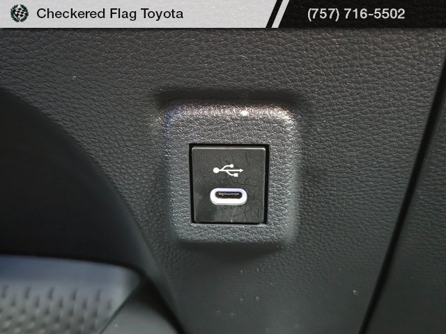 2024 Toyota Corolla LE photo 17
