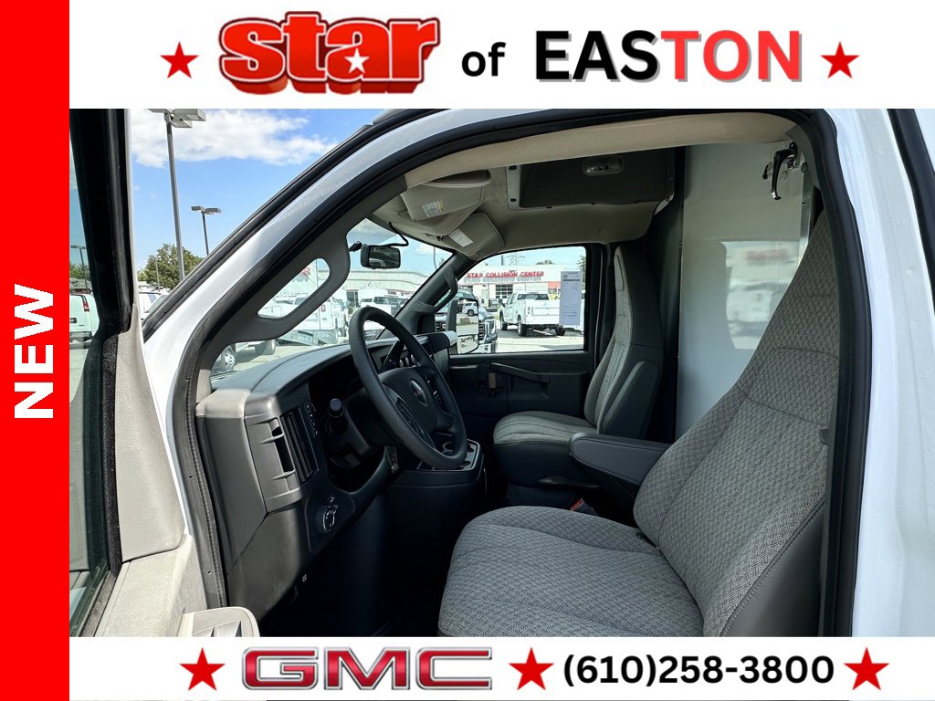 2024 Gmc Savana Cutaway 3500 photo 10