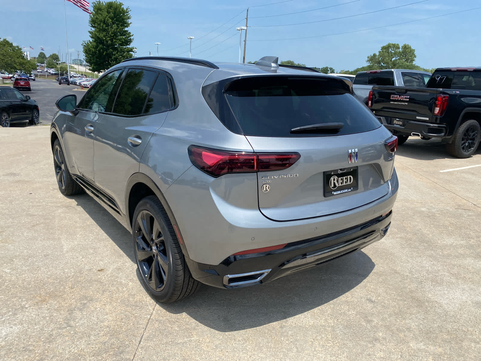 2025 Buick Envision Sport Touring photo 8