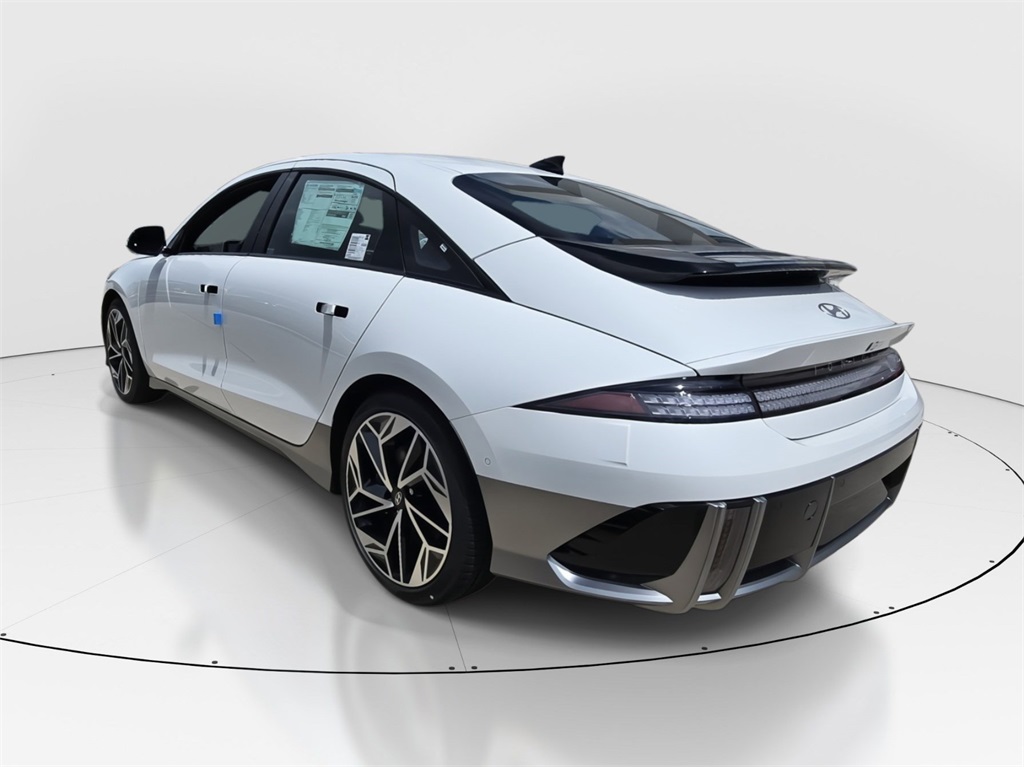 2025 Hyundai Ioniq 6 Limited photo 4