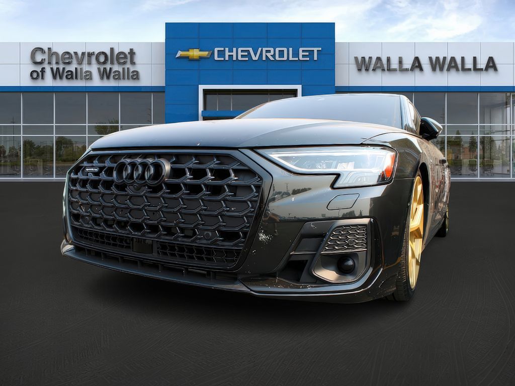 2022 Audi A8 L 55 photo 12