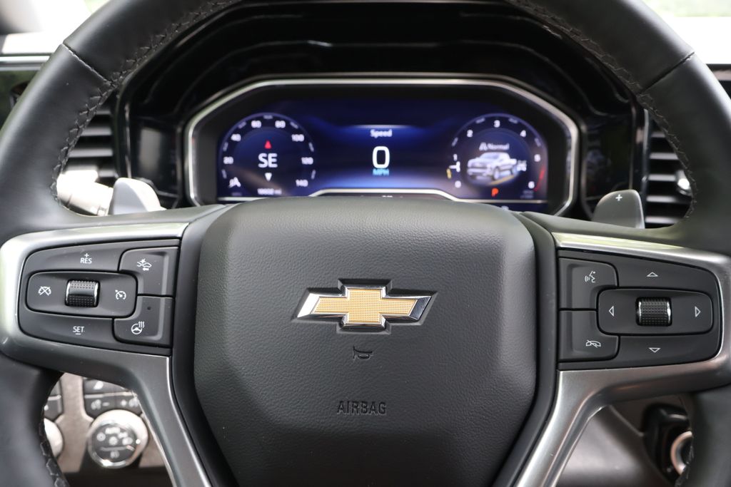 2024 Chevrolet Silverado 1500 LTZ photo 25
