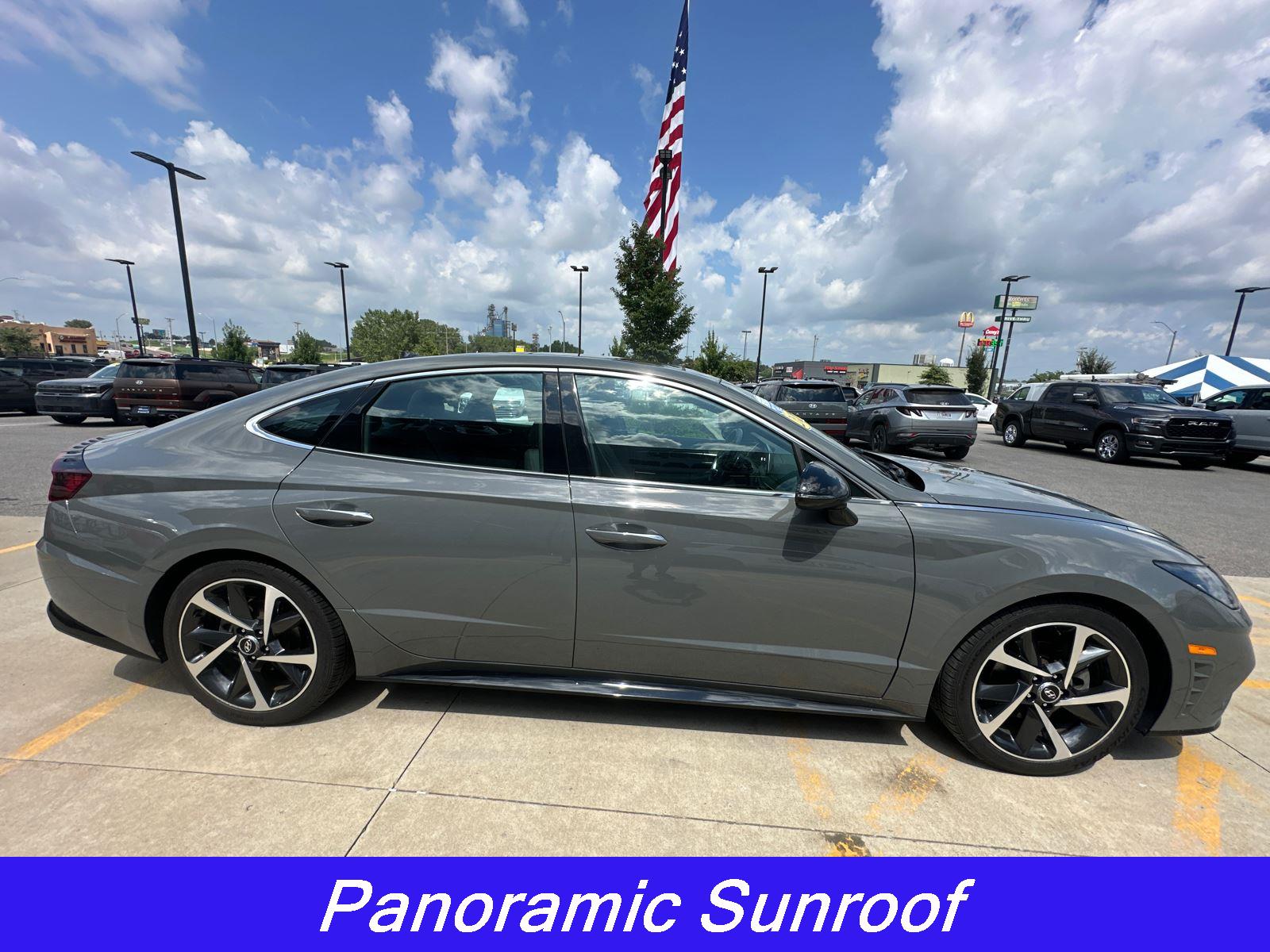 2021 Hyundai Sonata SEL Plus photo 4
