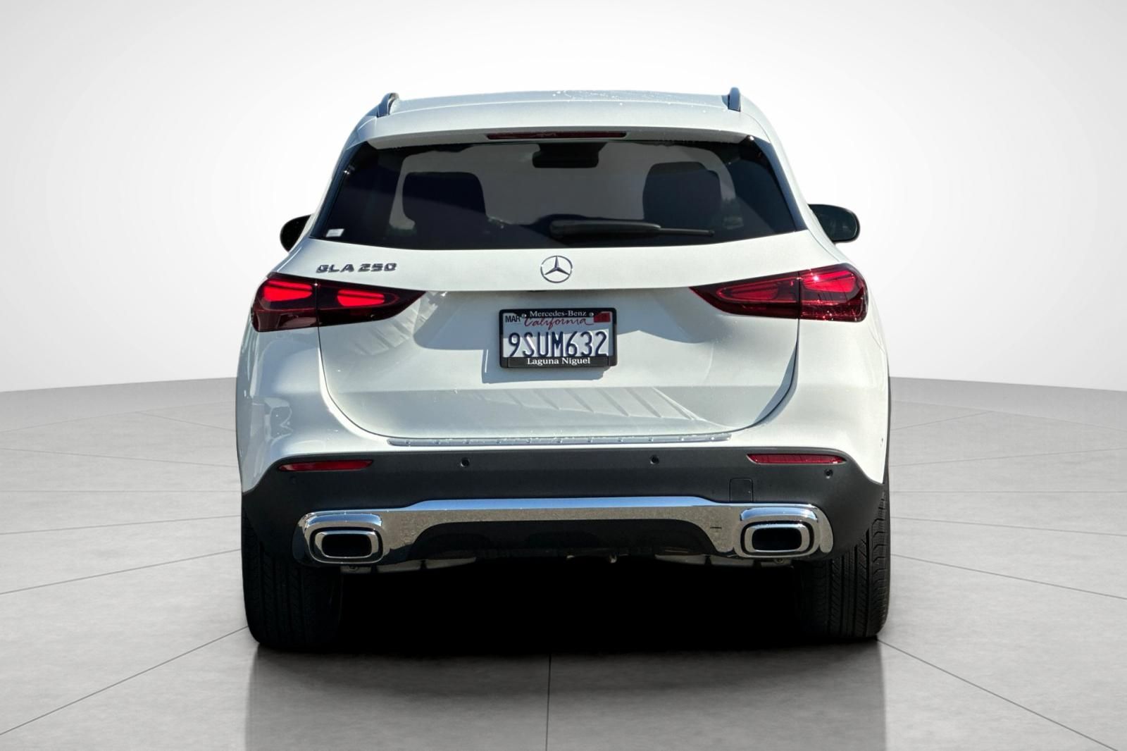 2025 Mercedes Benz GLA 250 photo 4