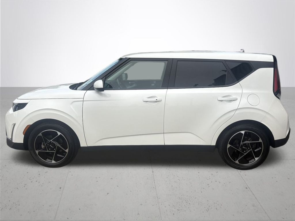 2023 Kia Soul EX photo 6