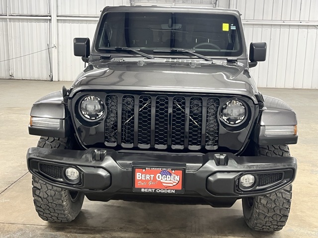 2023 Jeep Gladiator Willys photo 2