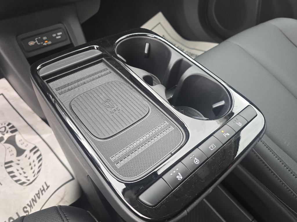 2025 Hyundai Ioniq 5 SEL photo 17