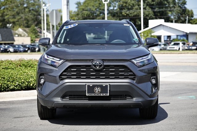 2025 Toyota RAV4 XLE Premium photo 9