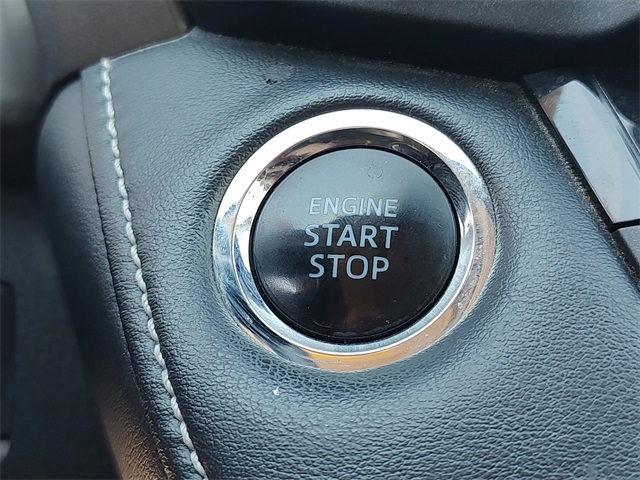 2018 Toyota RAV4 XLE photo 18