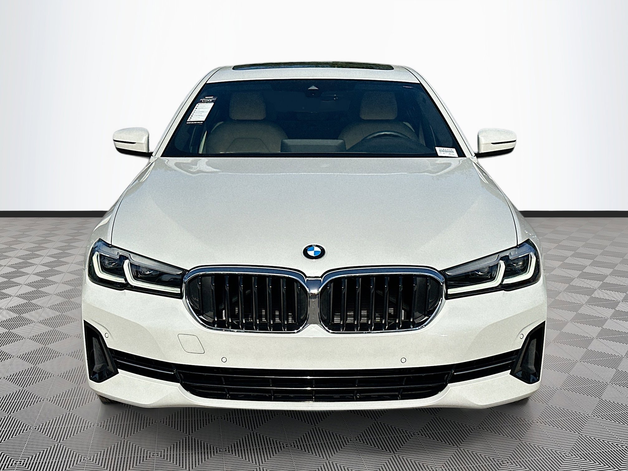 2023 Bmw 540i xDrive photo 2