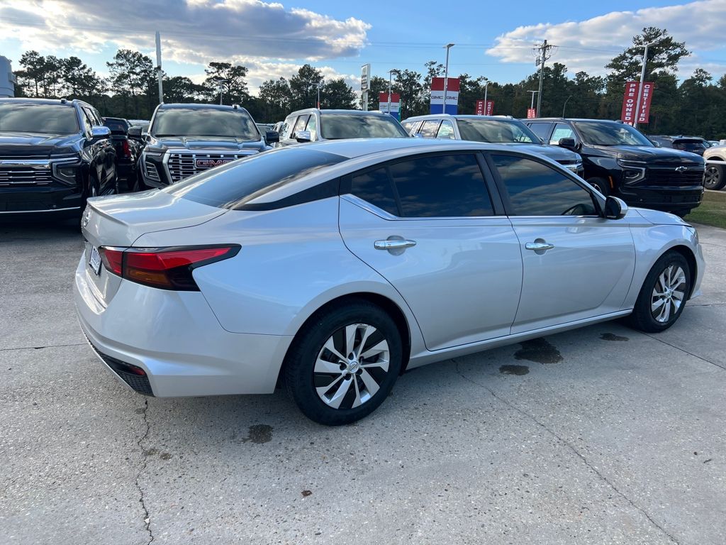 2022 Nissan Altima 2.5 S photo 4