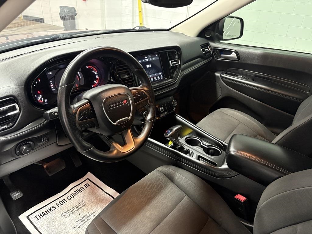 2022 Dodge Durango SXT photo 2