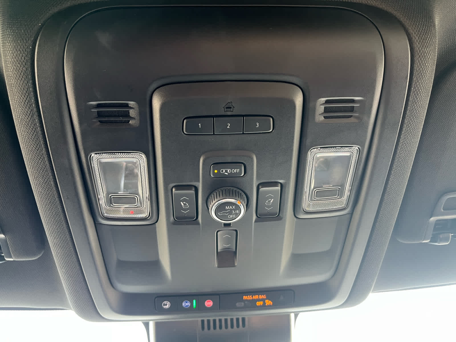2023 Chevrolet Suburban High Country photo 36