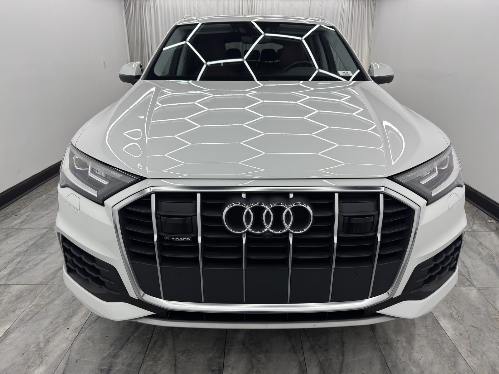2023 Audi Q7 Premium Plus photo 2