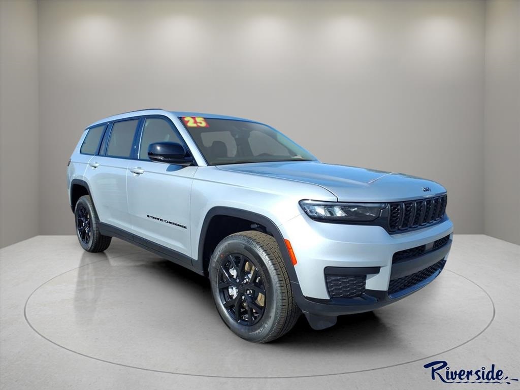 2025 Jeep Grand Cherokee L Altitude's photo
