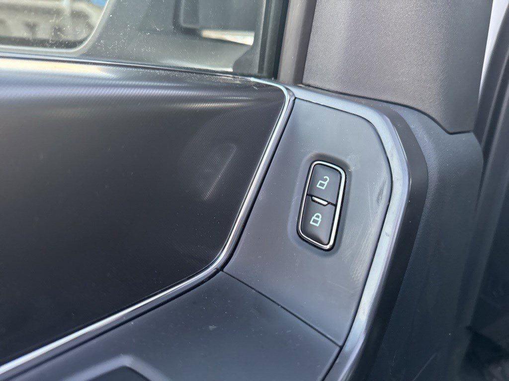 2025 Ford F-150 XLT photo 24