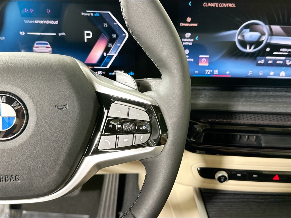 2025 Bmw 330i xDrive photo 14