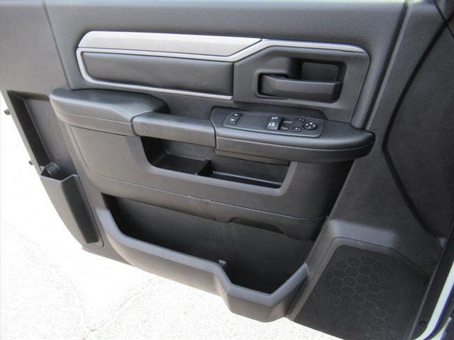 2022 Ram 3500 Tradesman photo 21
