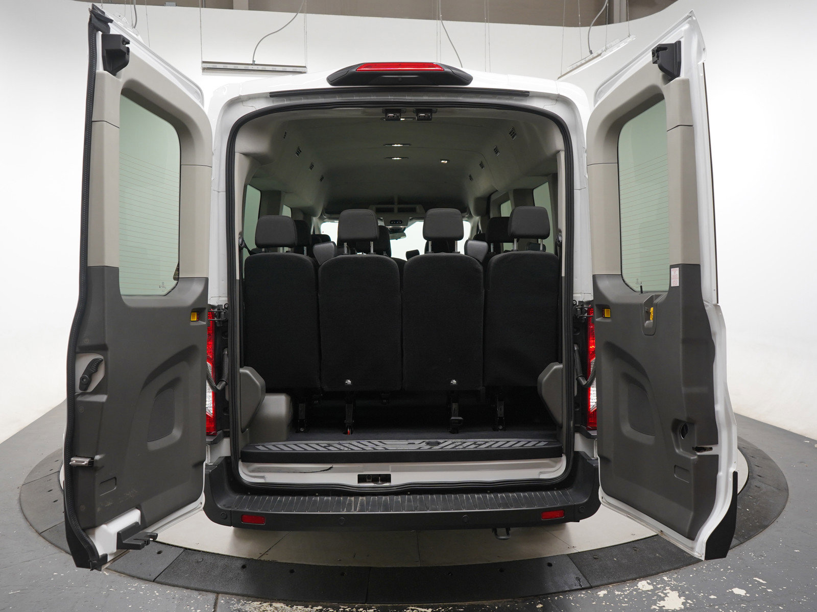 2024 Ford Transit photo 3